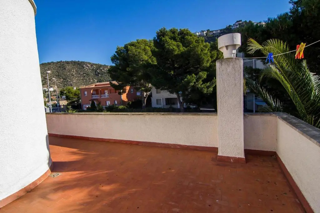 Agi Riu Segre Villa