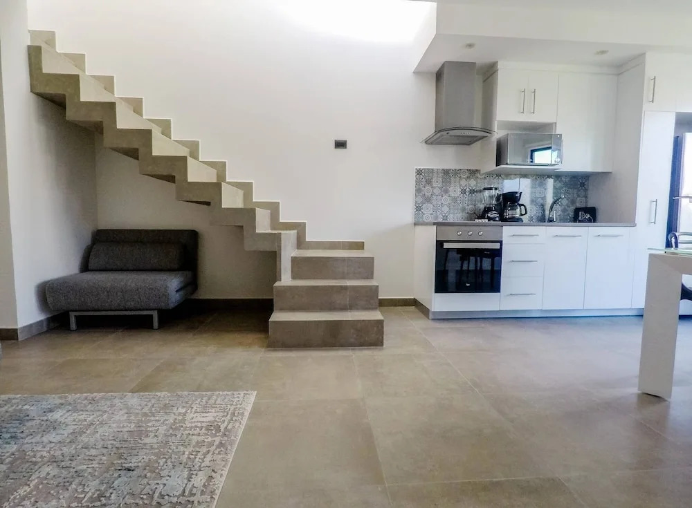 Brand New Two Br Penthouse With a Private Roof Patio! Totally Equipped