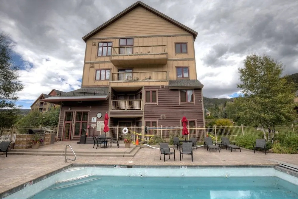Red Hawk Lodge Condo