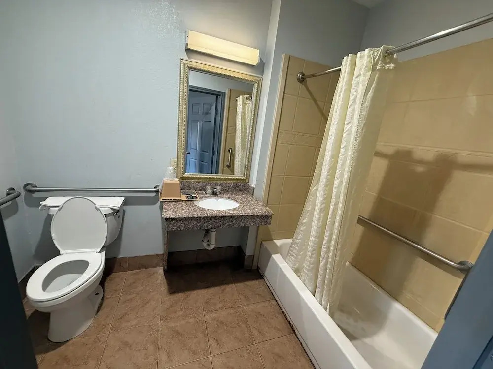 Budget Host Inn Stafford - Houston