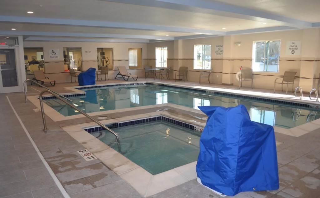 Holiday Inn Express & Suites Golden by IHG