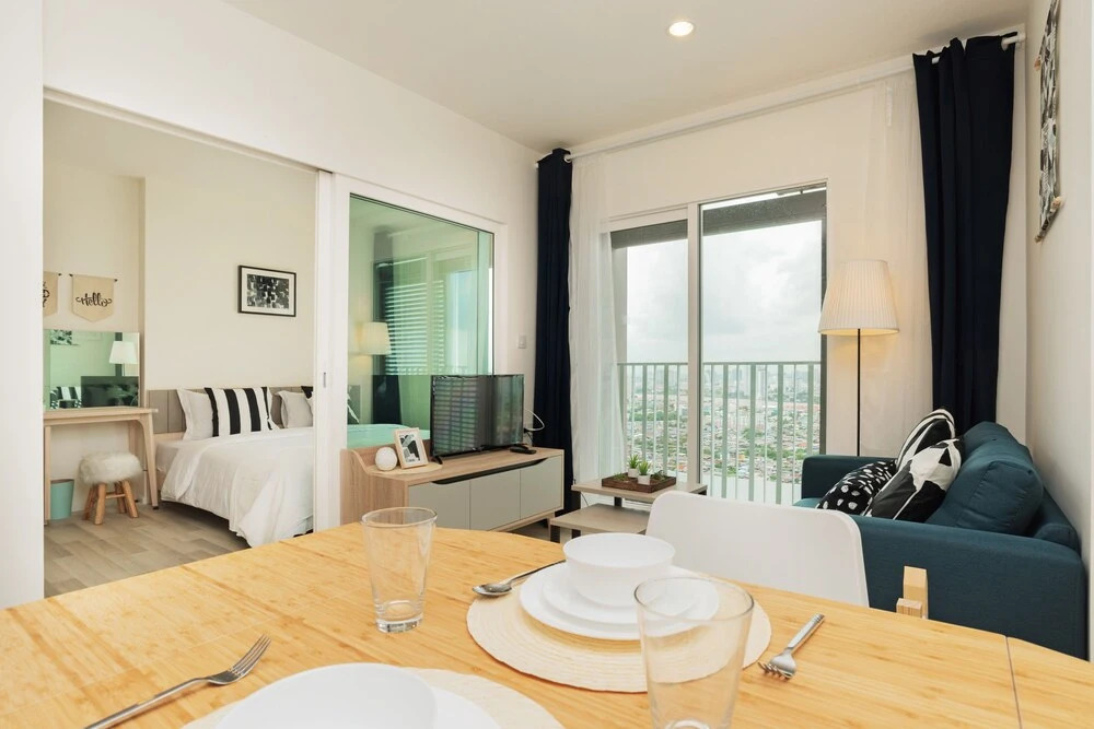 Key Sathorn-Chareanrad By Favstay