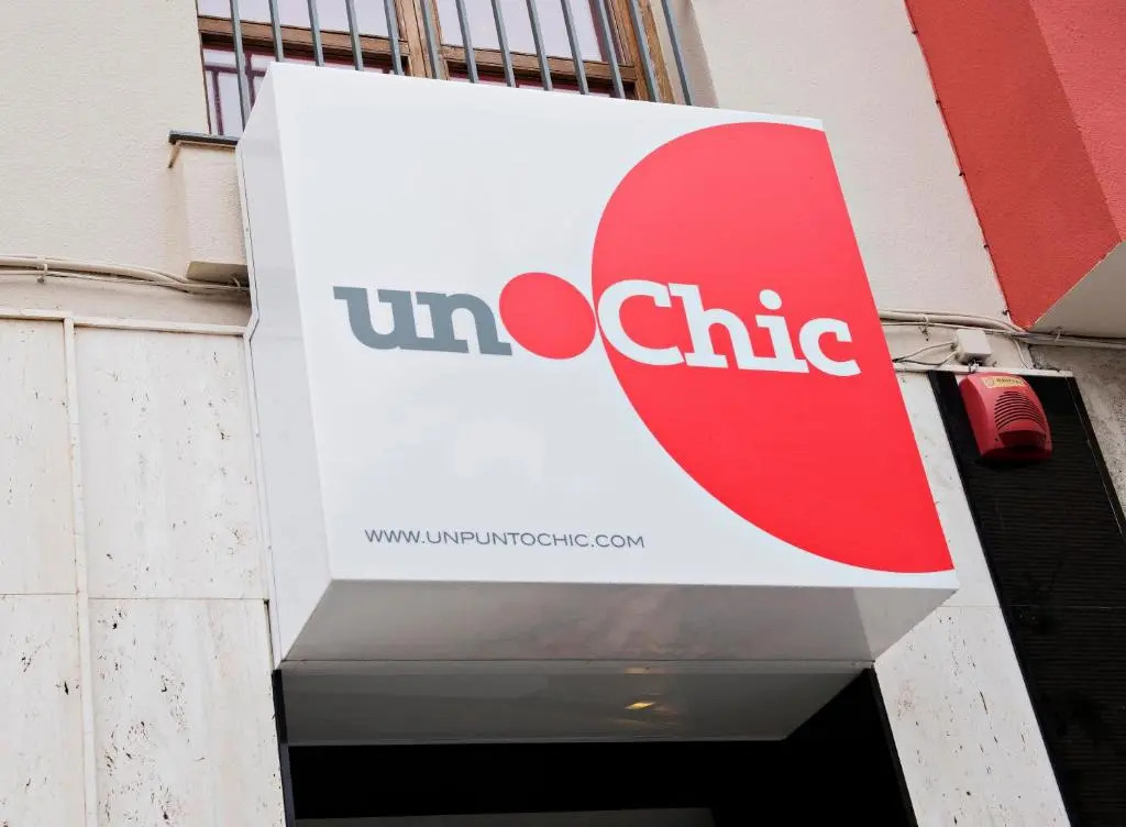 Hospedium Hostal Un Punto Chic