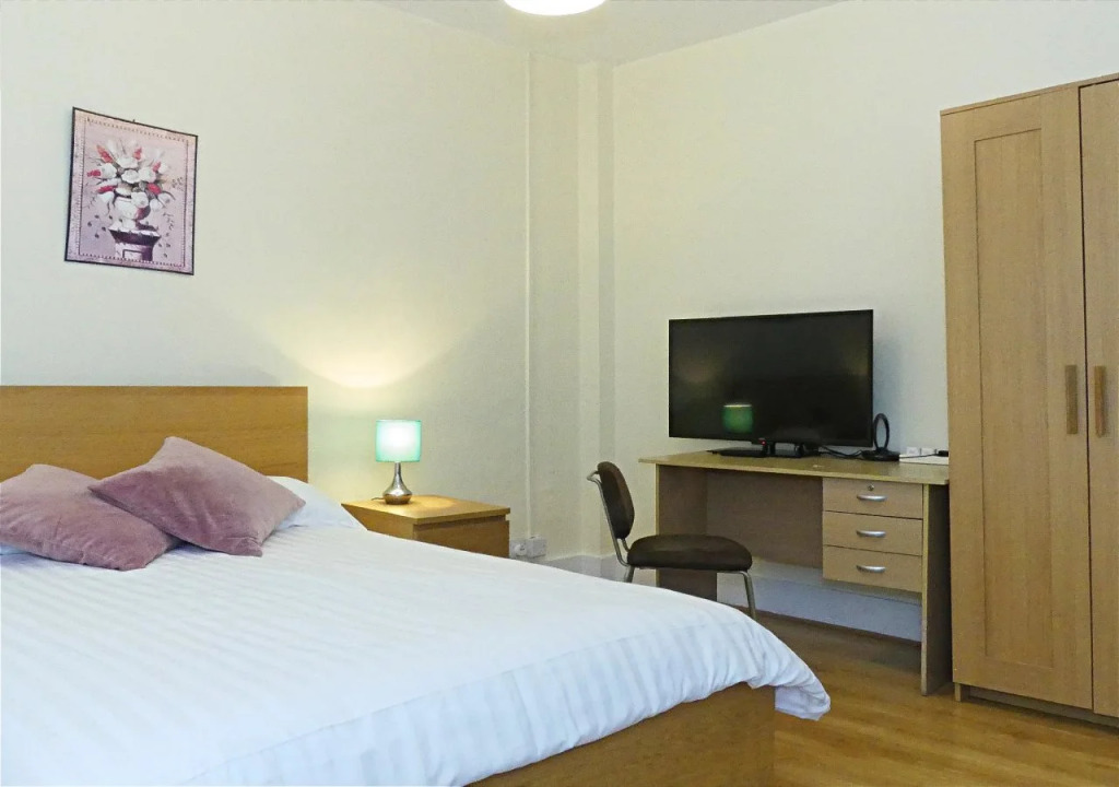 LCS London Bridge Apartments
