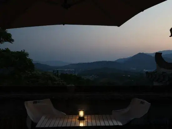 Liaocao Xiaoyuan （Hongcun Tachuan）