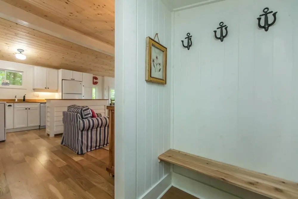 Indian River Respite Lake Rosseau 3 Bedroom Cottage in Port Carling