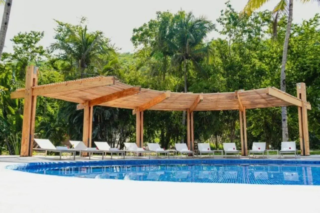 Camino Real Zaashila Huatulco
