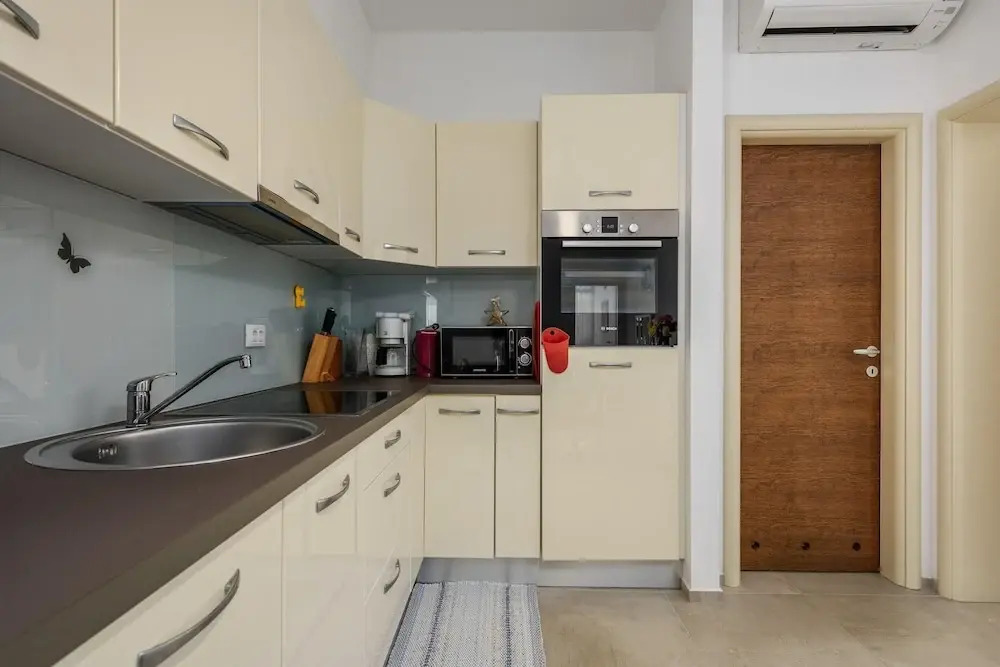 Apartment in Kukci With Heated Pool