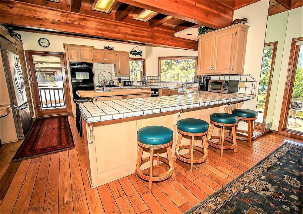 Eagles Nest-314 by Big Bear Vacations