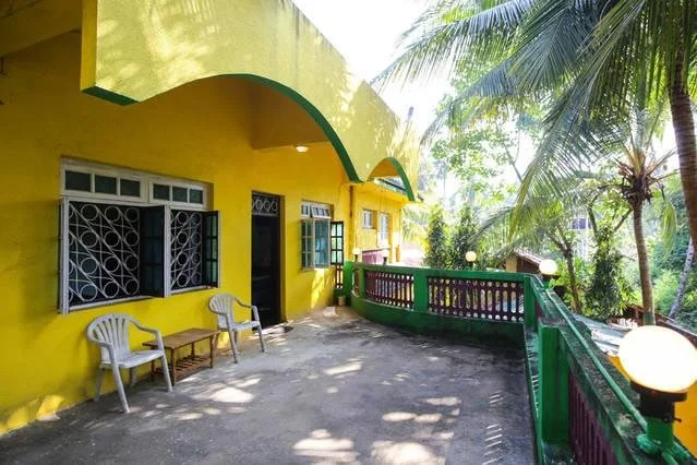 Aakriti Guest House