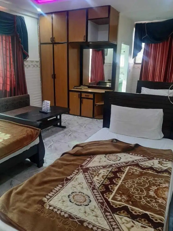 Diamond Hotel