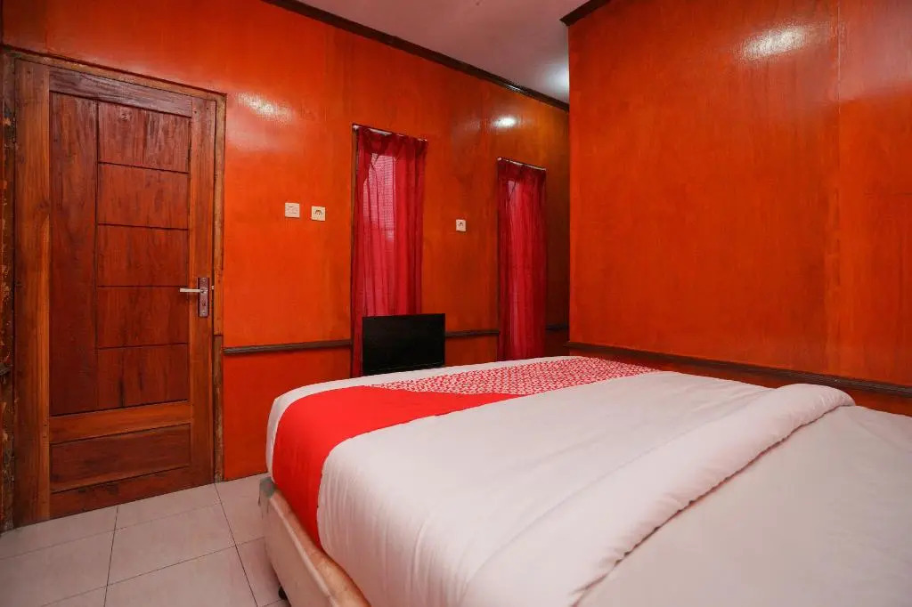 OYO 2120 Pieter Homestay Bromo
