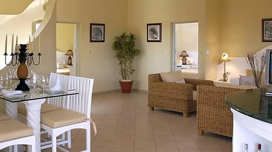 Lifestyle Crown Residence Suites - All Inclusive