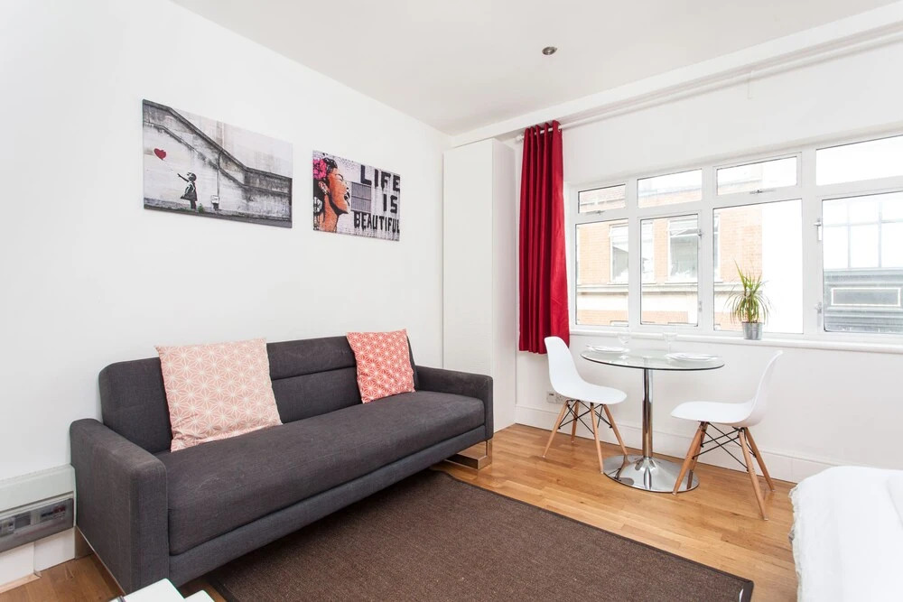 Oxford Street & Regent Street Apartments