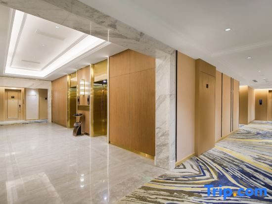 Vienna International Hotel (Nanchang Initiated Outlets Shop)