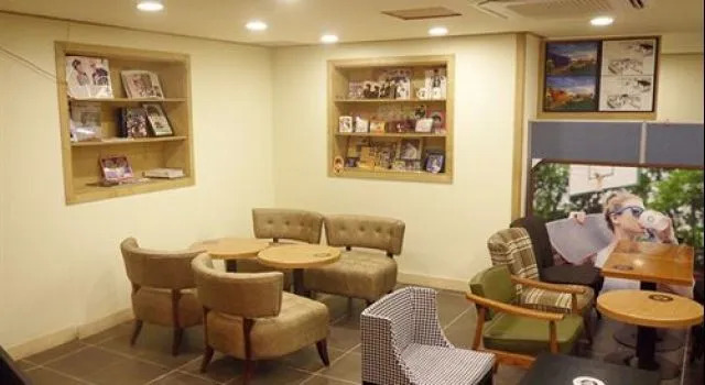 Myeongdong Sky Castle House