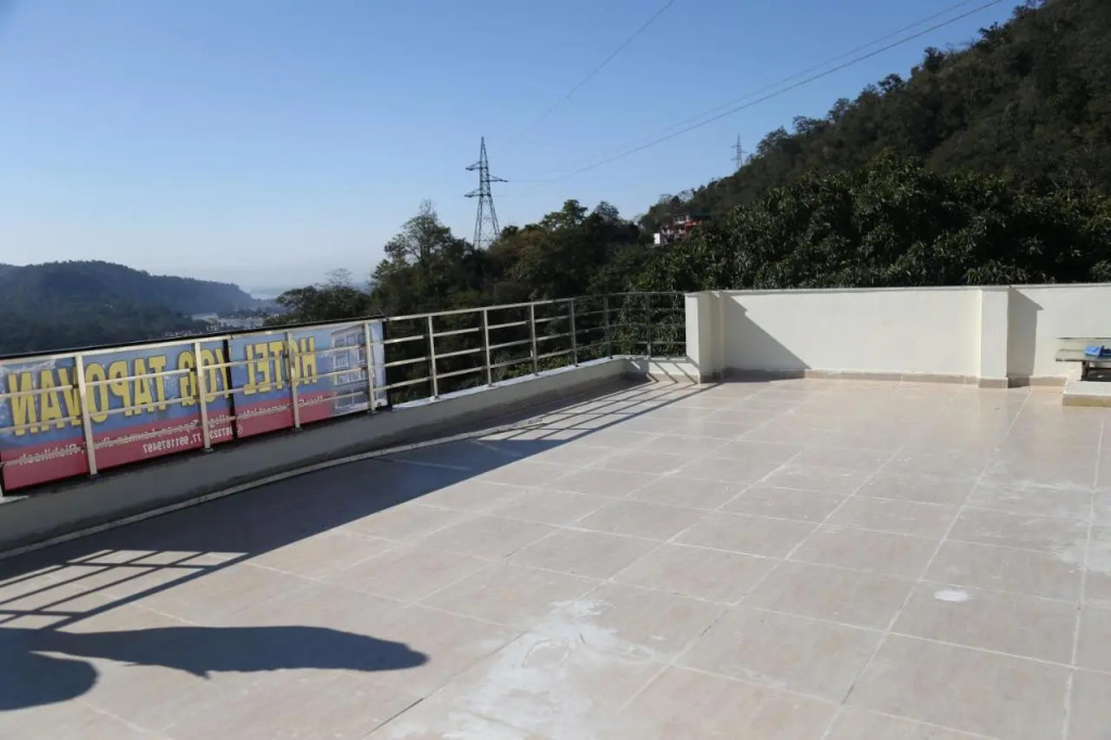 Hotel Yog Tapovan