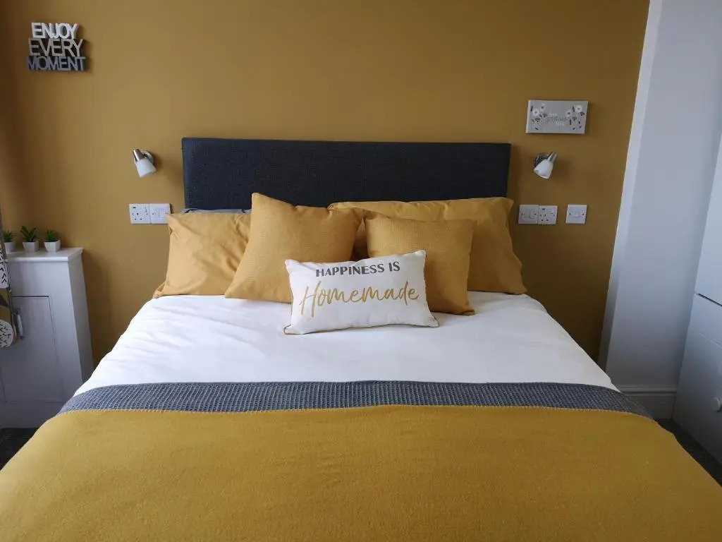 Mandela House Apartments Near Edinburgh