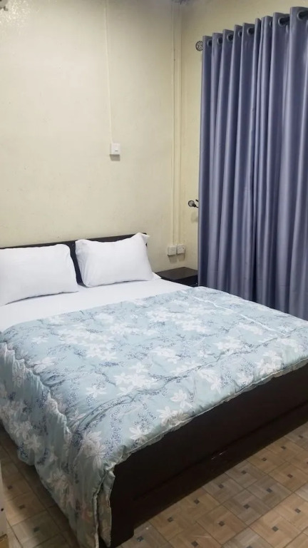 Victoria Suites