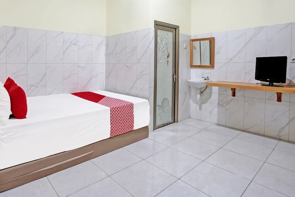 OYO Life 91884 Kost Kusuma Dewi Syariah