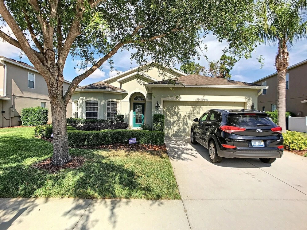 Trine Retreat by Florida Spirit