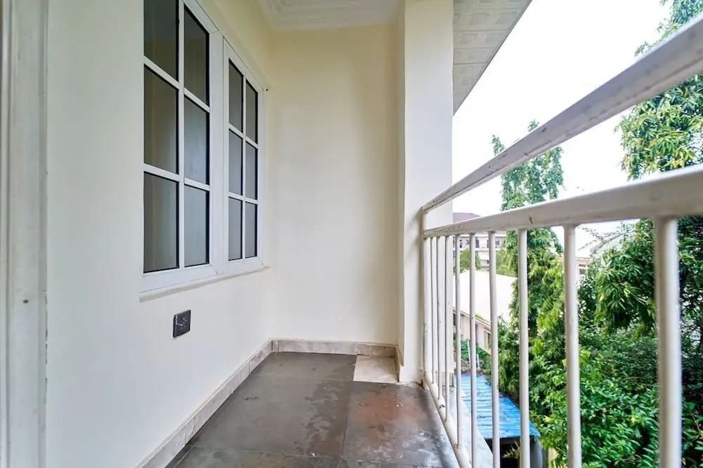 Katamba Apartment