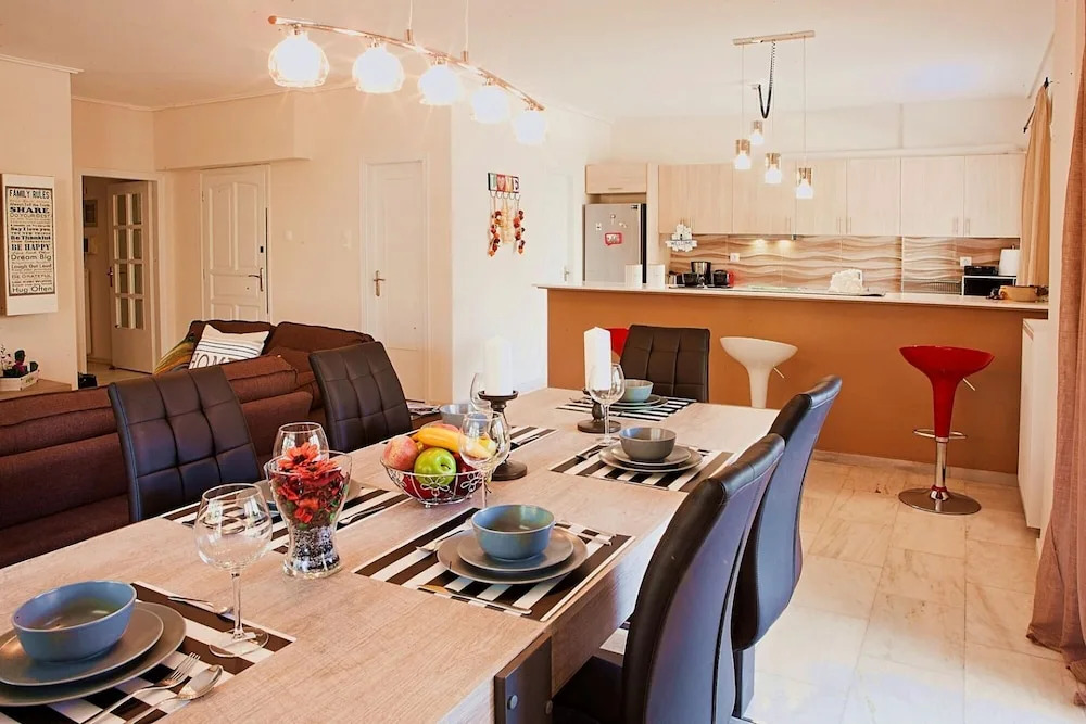 Aries-glyfada City Center Apartment