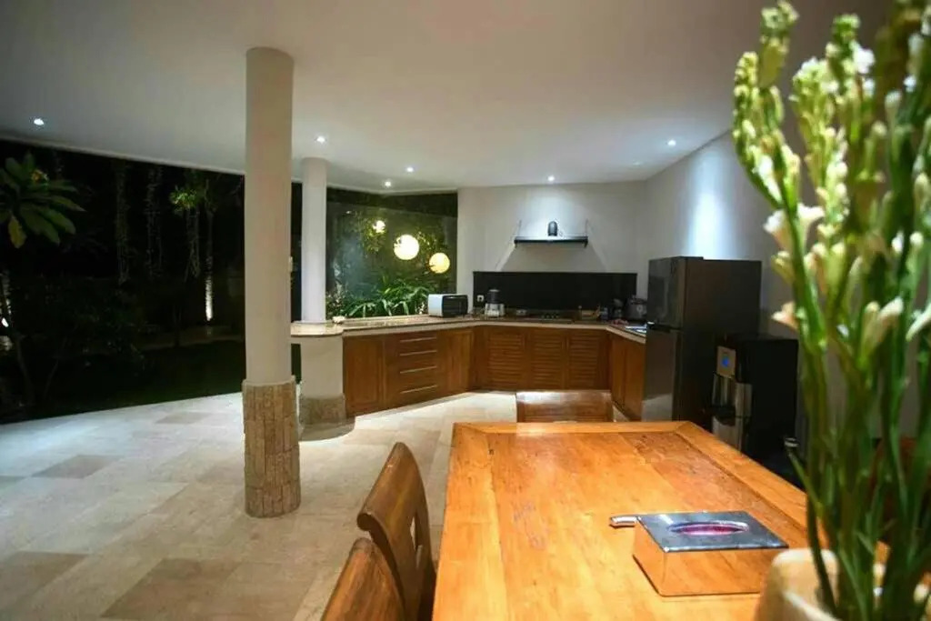 Amazing 3BR Villa in The Heart of Canggu