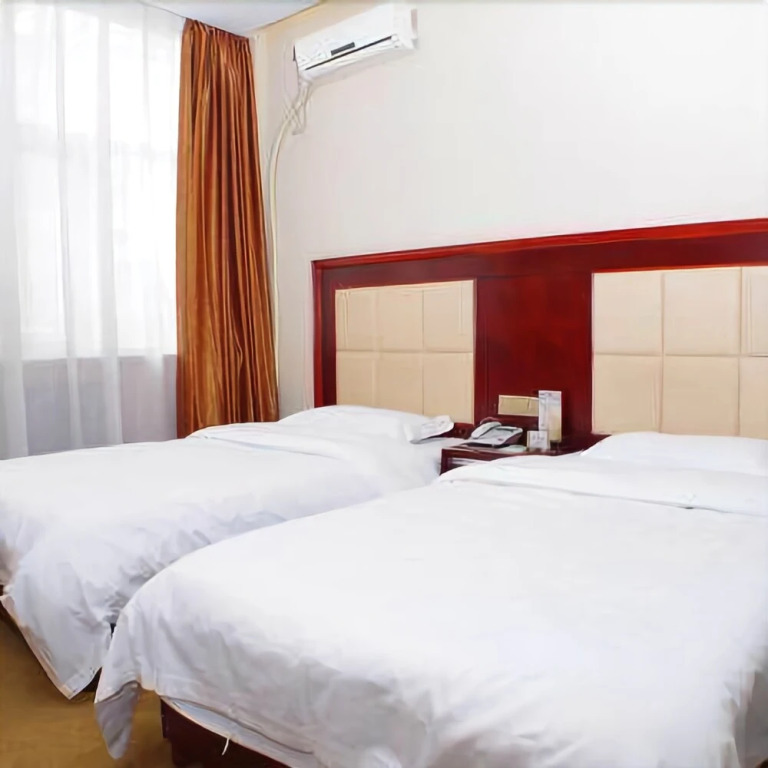 Lanzhou Huachen Hotel