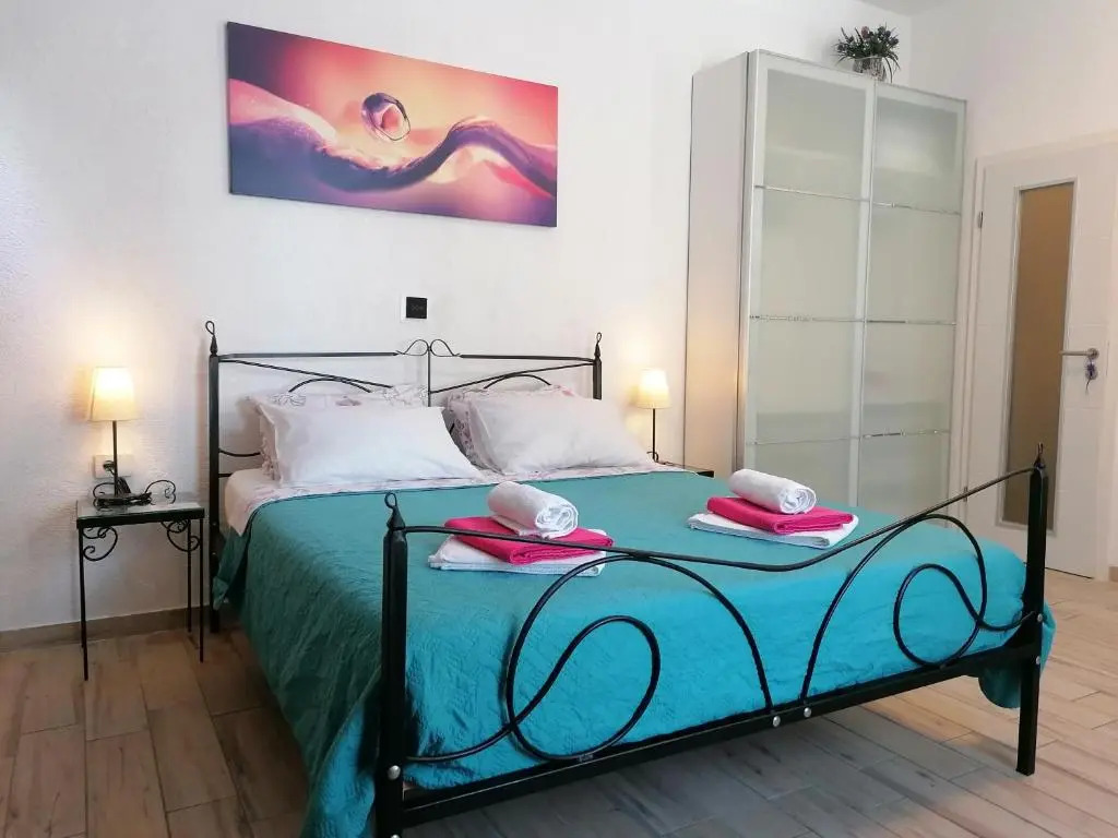 Central Old Town Rooms 1