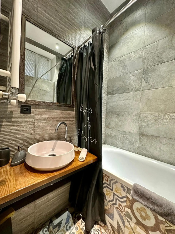 ROMANTIC Apartments - near Opera House 11/7