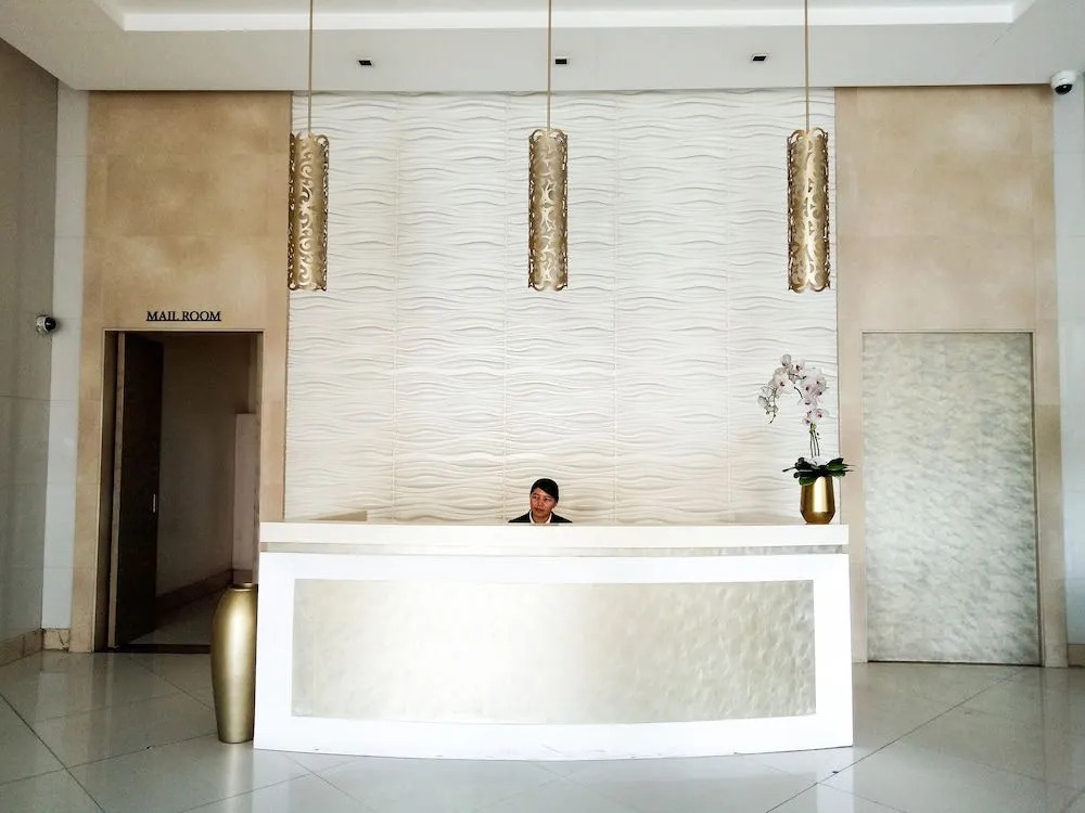 The Palm Tree Condotel Manila Airport