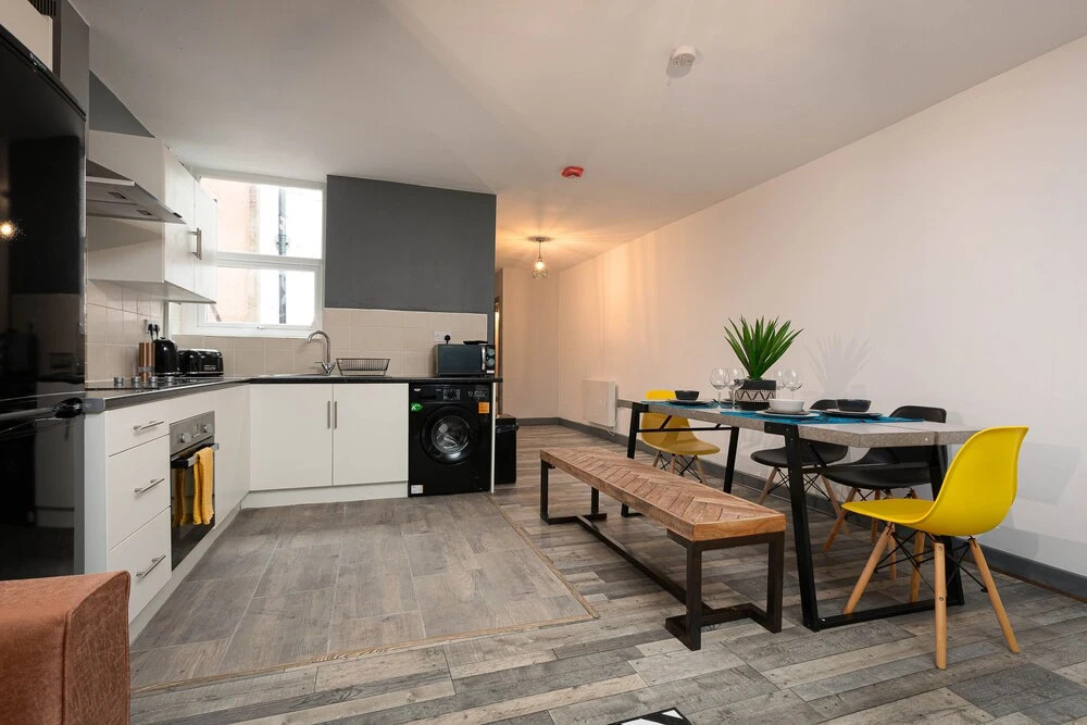 Oak Suite - Talbot Road - Blackpool - Spacious