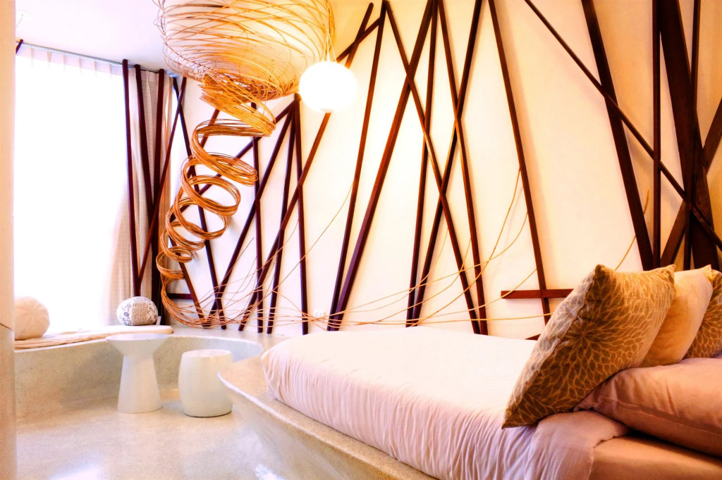 Mo rooms
