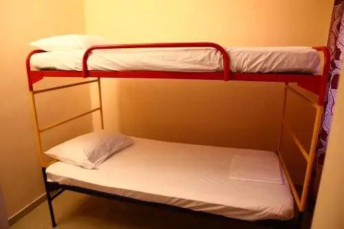 Avinashi Suites