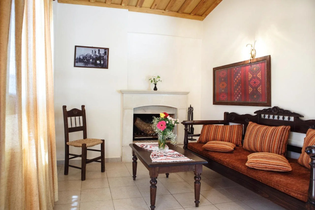 Aposperitis Traditional Guesthouse