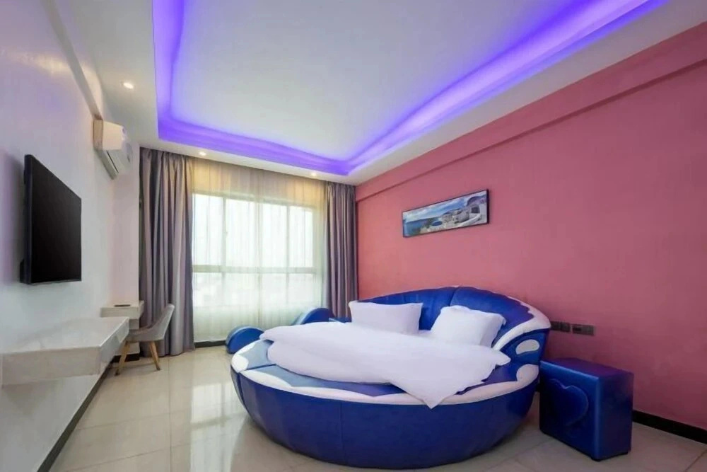 Junyue Business Hotel