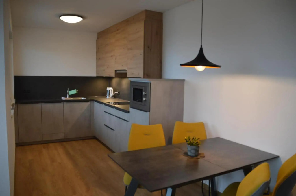 Apart Bergsonne