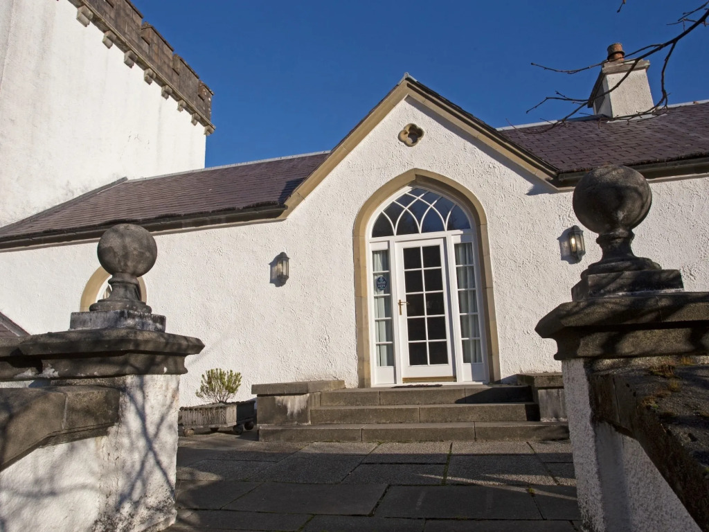 Armadale Castle Cabins