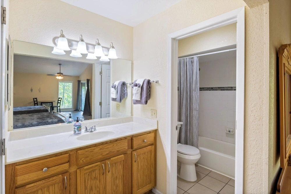 Private Pool, Patio: Dog-friendly Ozarks Retreat