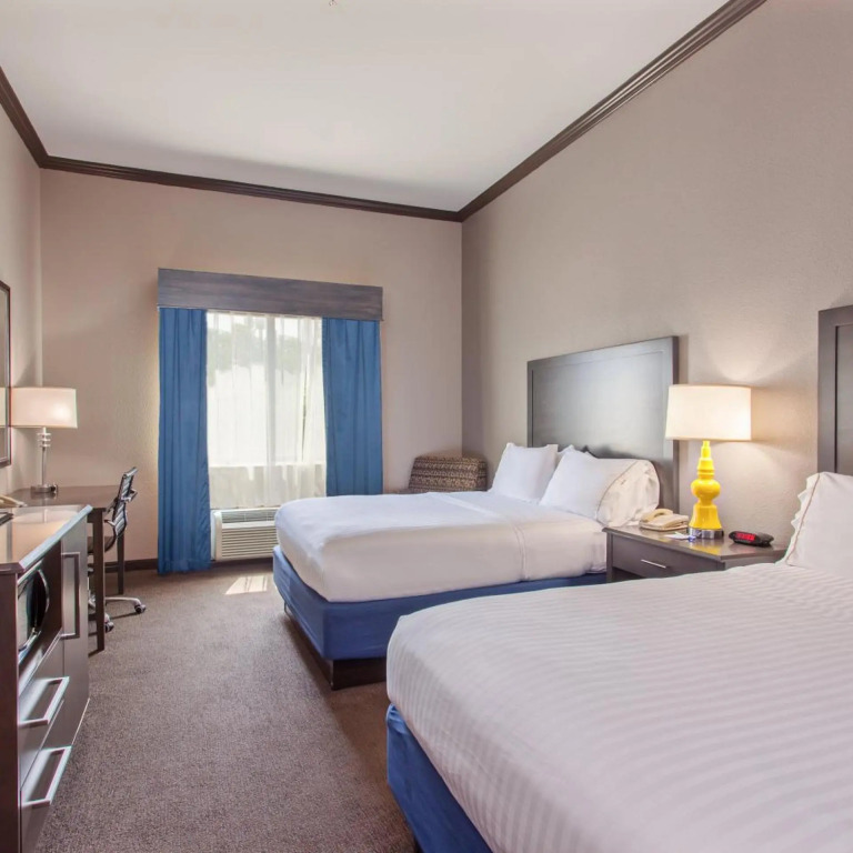 Holiday Inn Express Hotel & Suites Wharton by IHG