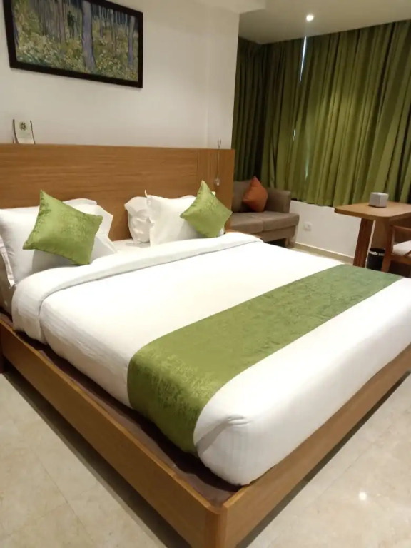 HOTEL HILLWAY