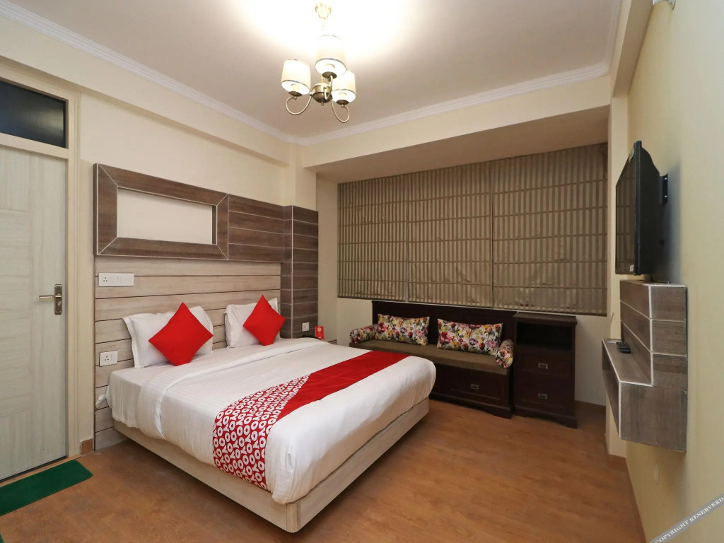 OYO 14750 The Himalayan Retreat