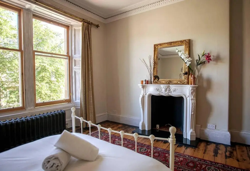 Lawrence Street Apartment