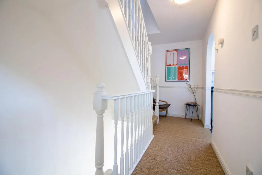 Laurels- 3-beds, Parking, Short Walk to Beach