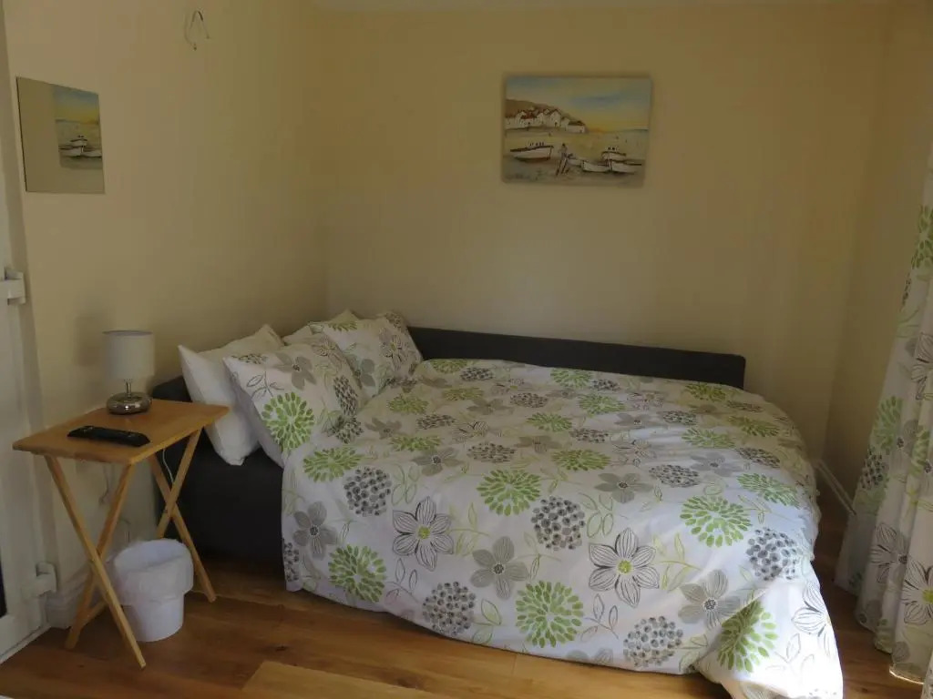 Apple Tree Corner Apartment