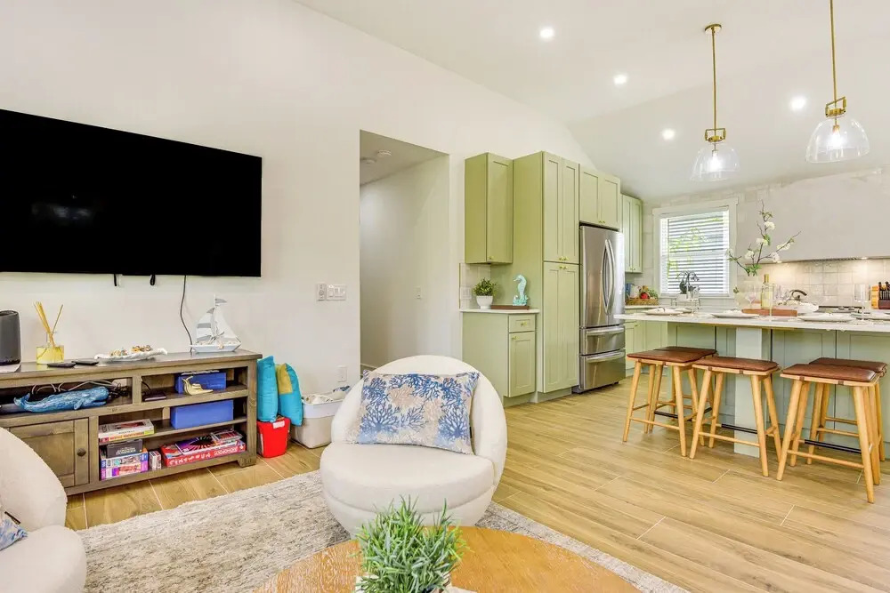 Heated Pool, Mini Golf & Cabana: Bradenton Retreat