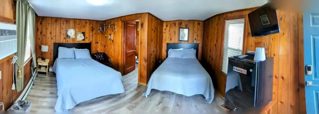 Riverside Motel