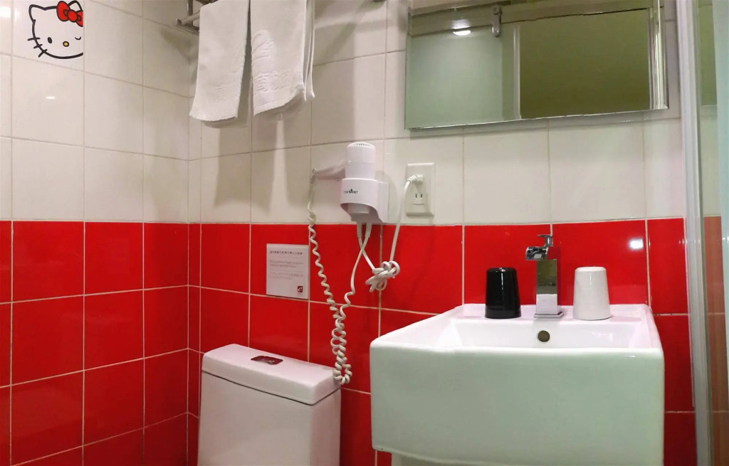 E-House Hotel