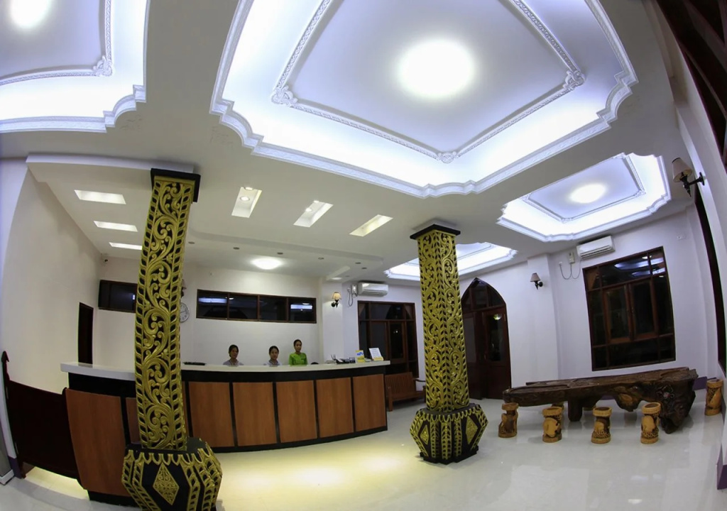 Hotel Sincere Smile Bagan